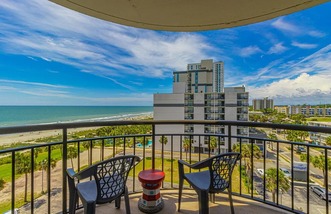 Ocean View Double Suite! Sleeps 4 Meridian Plaza 705-1